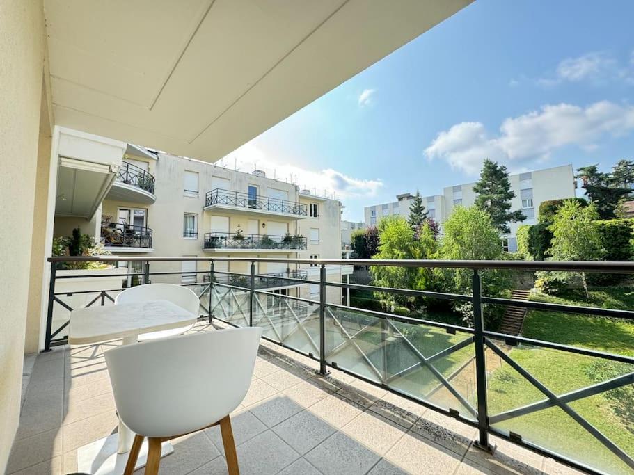 Bel Appartement Spacieux 2 Pers Avec Balcon - Thermale 3 Chamalieres Exterior photo
